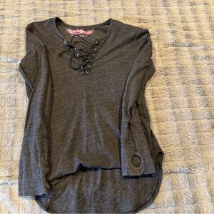 So Nikki Gray Long Sleeve Tee